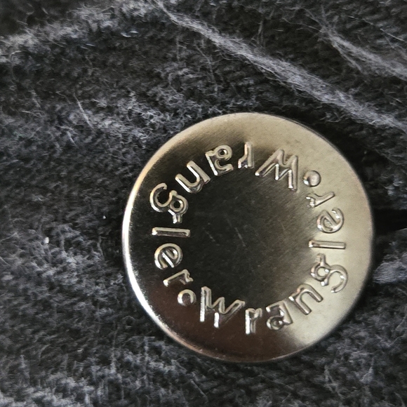 Wrangler Black Relaxed Fit Jeans Classic Style - Picture 2 of 5